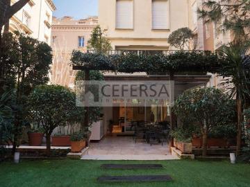 Villa / Chalet de 485 m2 en venta en Barcelona, España