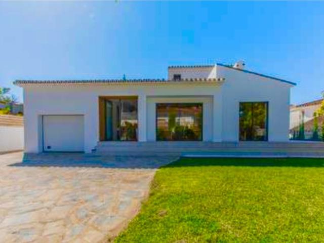 Villa / Chalet de 490 m2 en venta en El rosario, Marbella, Provincia de Málaga, Andalucía