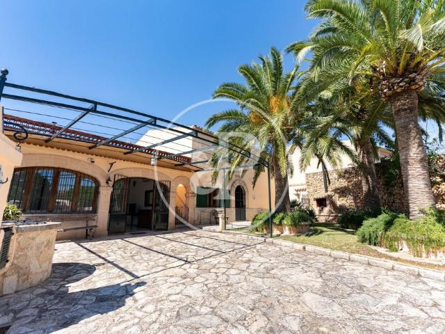 Villa / Chalet de 520 m2 en venta en Sineu, Baleares