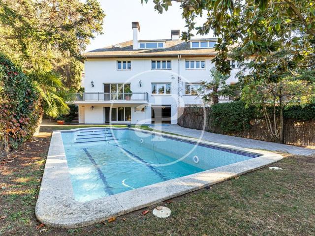 Exclusiva Villa / Chalet en alquiler Sant Cugat, España