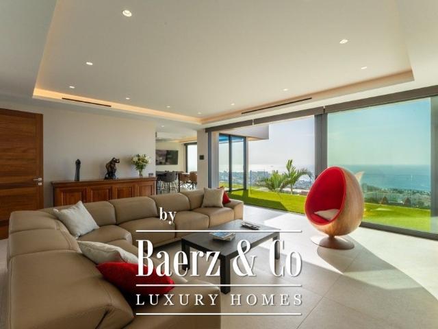 Villa / Chalet de 559 m2 en venta en Costa Adeje, España