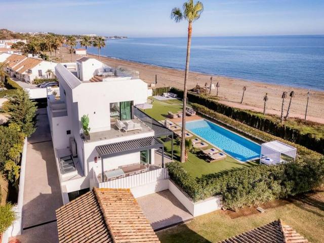 Villa / Chalet de 552 m2 en venta en New Golden Mile, España