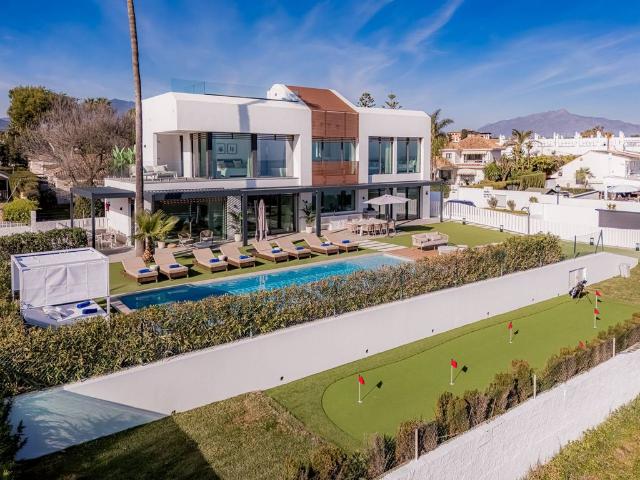 Villa / Chalet de 552 m2 en venta en Saladillo Benamara, Andalucía