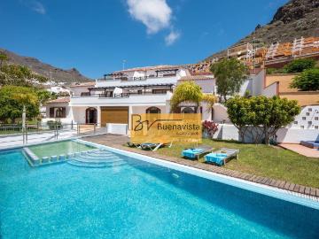 Villa / Chalet de 560 m2 en venta en Adeje, España