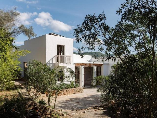 Casa de campo de alto standing de 560 m2 en venta Ibiza, Baleares