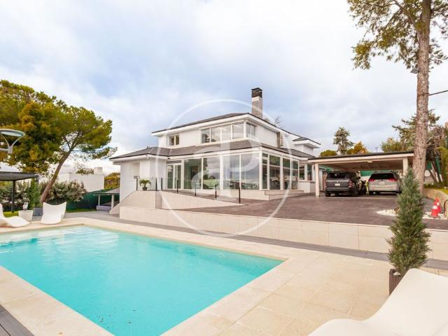 Villa / Chalet de 600 m2 en venta en Las Rozas de Madrid, España