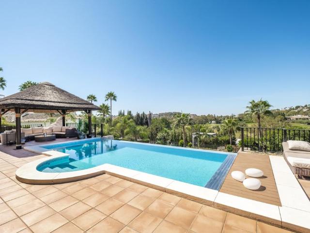 Villa / Chalet de 618 m2 en venta en Marbella, Andalucía