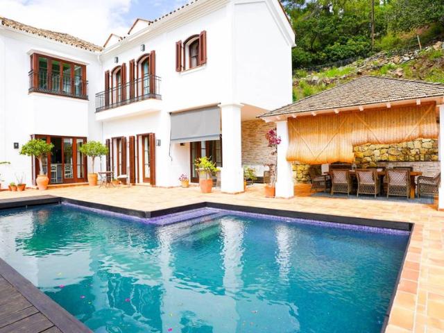 Villa / Chalet de 625 m2 en alquiler en Benahavís, España