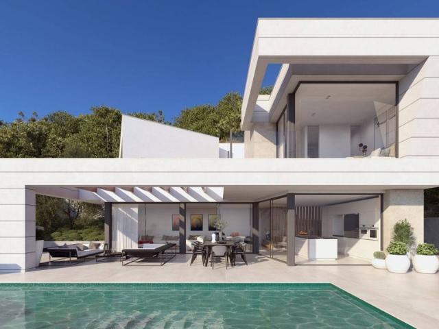 Exclusiva Villa / Chalet de 484 m2 en venta en Marbella, España
