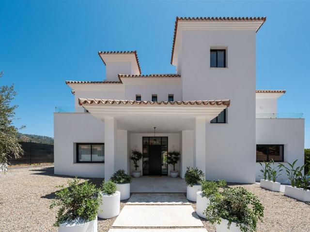 Villa / Chalet de 638 m2 en venta en Marbella, Andalucía