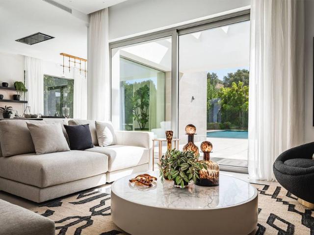 Villa / Chalet de 656 m2 en venta en Estepona, Andalucía