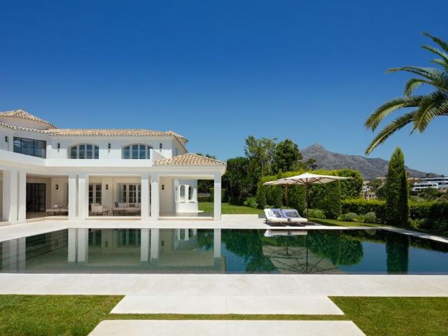 Villa / Chalet de 657 m2 en venta en Marbella, Andalucía