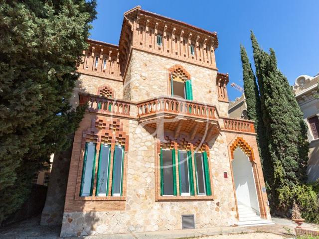 Exclusiva Villa / Chalet de 667 m2 en alquiler en Barcelona, Cataluña