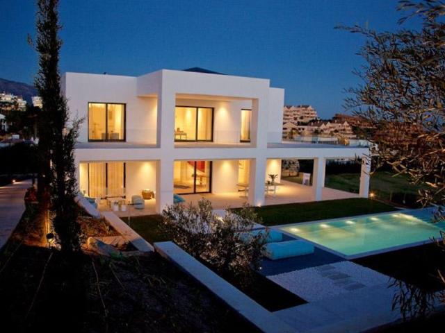 Villa / Chalet de 679 m2 en alquiler en Benahavís, España