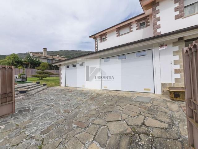 Villa / Chalet de 670 m2 en venta en Artica, Comunidad Foral de Navarra