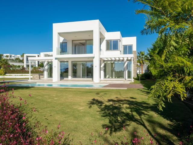 Villa / Chalet de 685 m2 en venta en Marbella, España