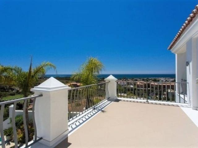 Villa / Chalet de 680 m2 en venta en Benahavís, Andalucía