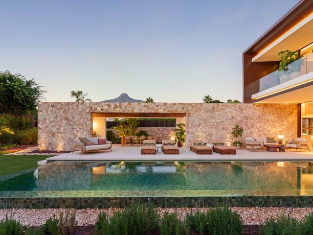 Villa / Chalet de 696 m2 en venta en Marbella, Andalucía