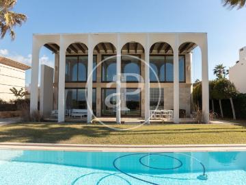 Villa en venta en Carrer de Santa Ponca - Jardín