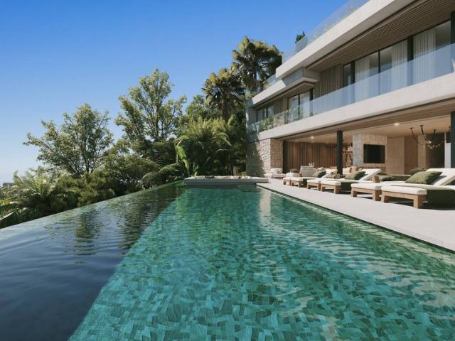 Villa / Chalet de 707 m2 en venta en Marbella, España