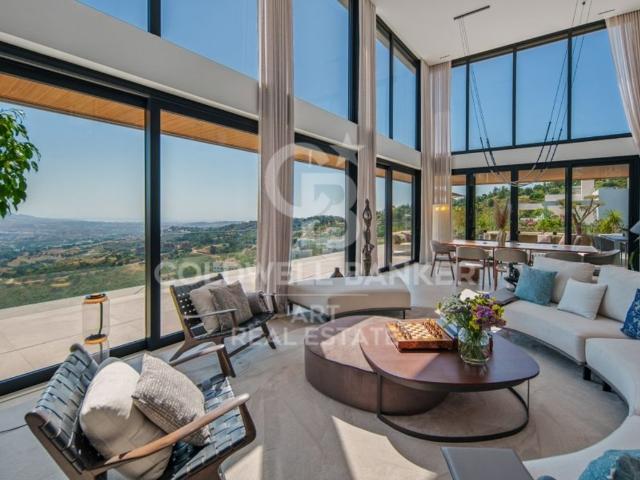 Villa / Chalet de 709 m2 en venta en Ojén, España