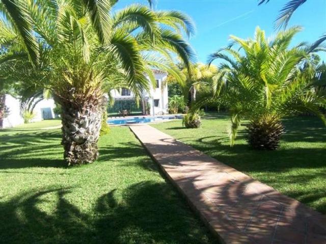 Villa / Chalet de 700 m2 en venta en Marbella, Andalucía