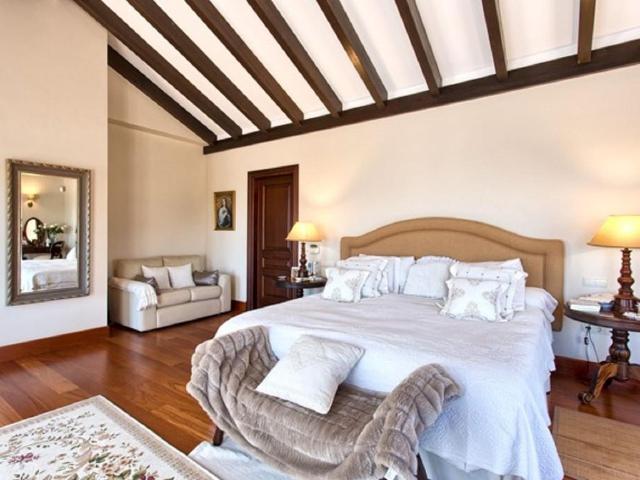 Villa / Chalet de 700 m2 en venta en Marbella, Andalucía