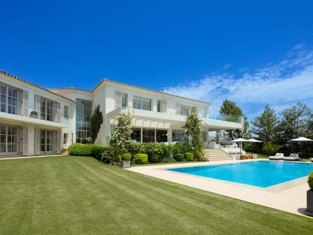 Villa / Chalet de 702 m2 en venta en Marbella, Andalucía