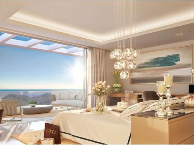 Villa / Chalet de 730 m2 en venta en Marbella, España