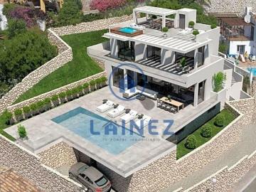 Villa / Chalet de 740 m2 en venta en Fuengirola, España