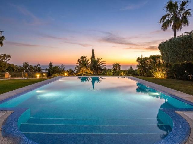 Villa / Chalet de 866 m2 en venta en Marbella, Andalucía