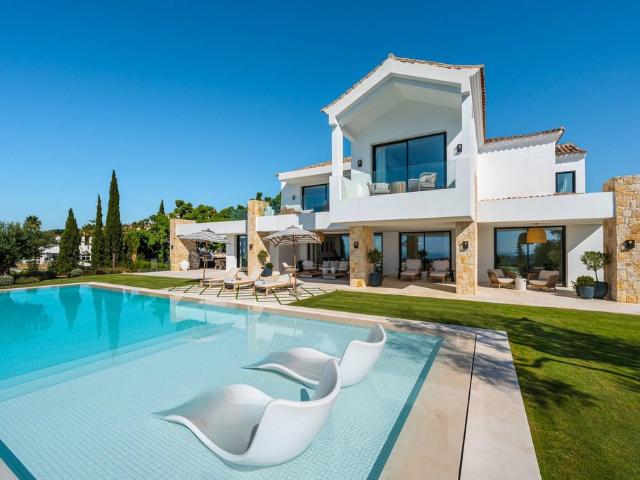 Villa / Chalet de 958 m2 en venta en Marbella, Andalucía