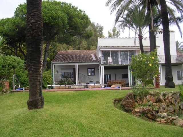 Villa / Chalet de lujo 420 m2 en venta, Marbella, España