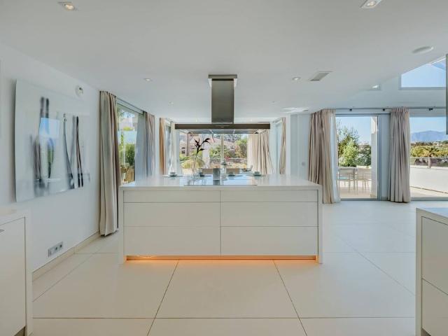 Villa / Chalet de lujo 521 m2 en venta, Nueva Andalucia, España