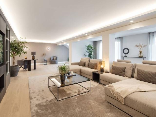 Villa / Chalet de lujo 648 m2 en venta, Nueva Andalucia, Andalucía