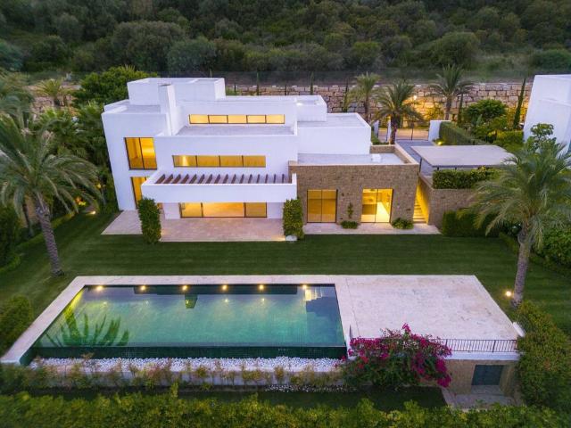 Villa / Chalet de lujo 655 m2 en venta, Casares, Andalucía