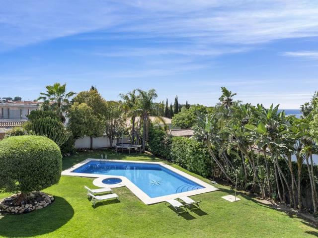 Villa / Chalet de lujo 679 m2 en venta, Marbella, España