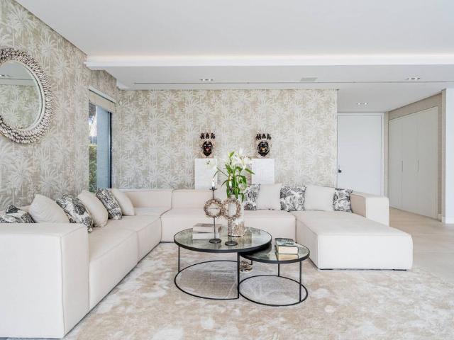 Villa / Chalet de lujo 725 m2 en venta, Marbesa, España