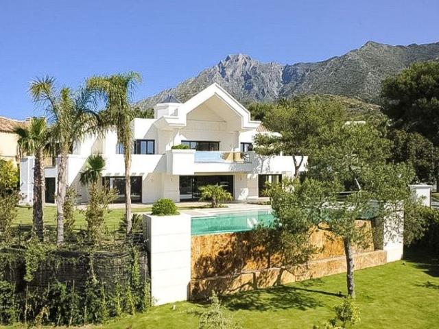 Villa / Chalet de lujo 793 m2 en venta, Marbella, España