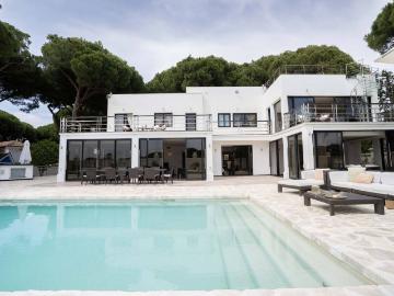 Villa / Chalet de lujo 815 m2 en alquiler, Urbanización Marbella Este, España
