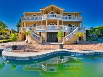 Villa / Chalet de lujo 1068 m2 en venta, Estepona, Andalucía