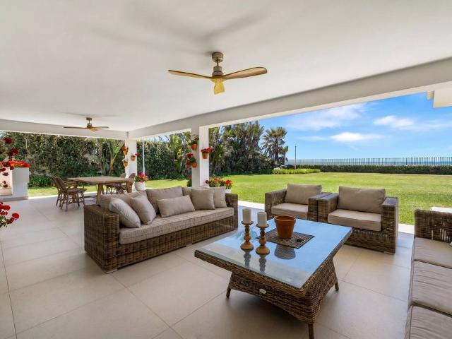 Villa / Chalet de lujo 1200 m2 en alquiler, Marbella, España