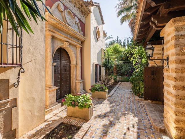 Villa / Chalet de lujo 1250 m2 en alquiler, Sierra Blanca, Marbella, Andalucía