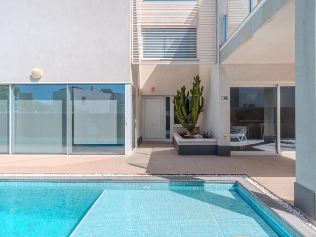 Villa / Chalet de lujo 147 m2 en venta, Playa Paraiso, Canarias