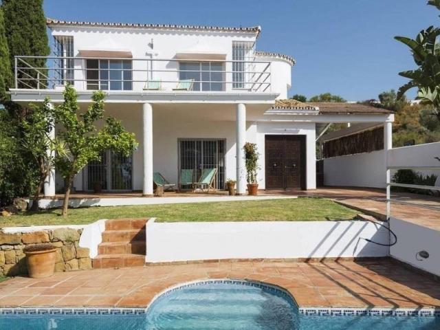 Villa / Chalet de lujo 200 m2 en venta, Marbella, España