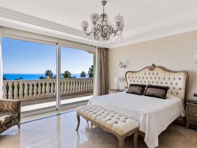 Villa / Chalet de lujo 2024 m2 en venta, Marbella, España