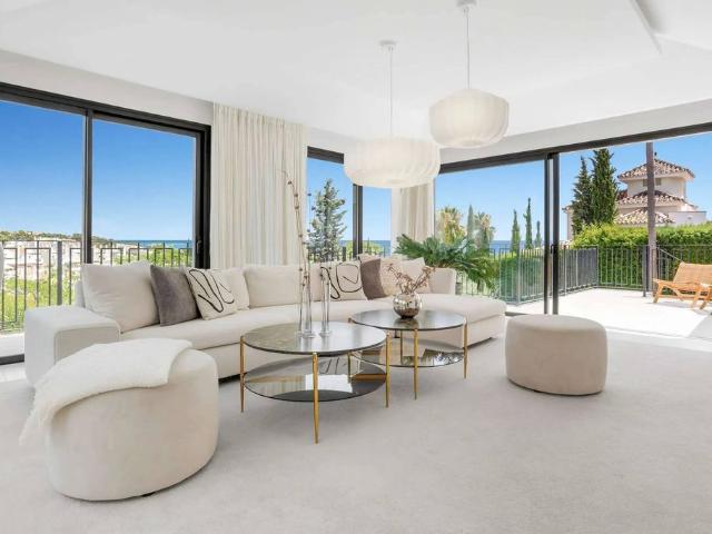 Villa / Chalet de lujo 286 m2 en venta, Nueva Andalucia, Andalucía