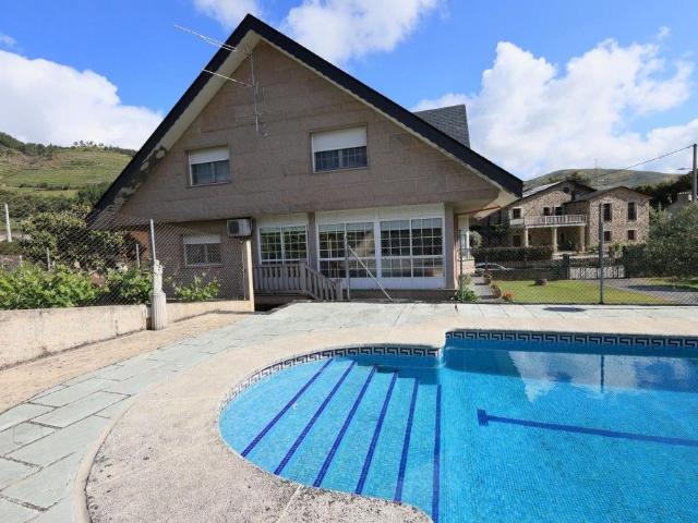 Villa / Chalet de lujo 323 m2 en venta, Carballeda, España