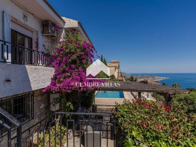 Exclusiva Villa / Chalet de 325 m2 en venta en Salobreña, España