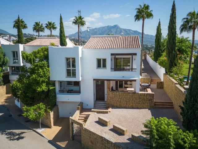 Villa / Chalet de lujo 356 m2 en venta, Marbella, España